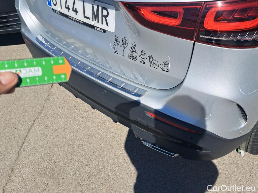  Mercedes  GLA MERCEDES-BENZ  / 2020 / 5P / todoterreno  200 D (AC) #32