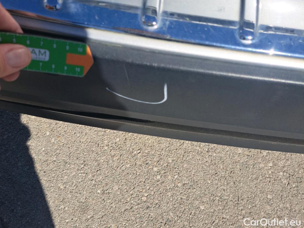  Mercedes  GLA MERCEDES-BENZ  / 2020 / 5P / todoterreno  200 D (AC) #31