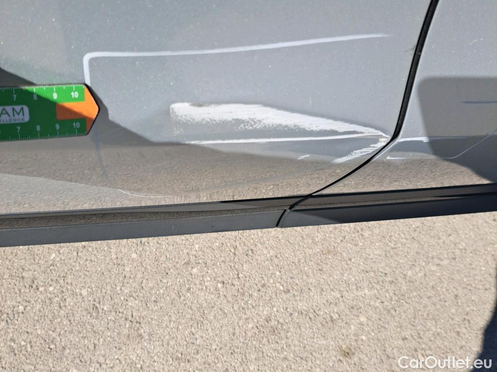  Mercedes  GLA MERCEDES-BENZ  / 2020 / 5P / todoterreno  200 D (AC) #10