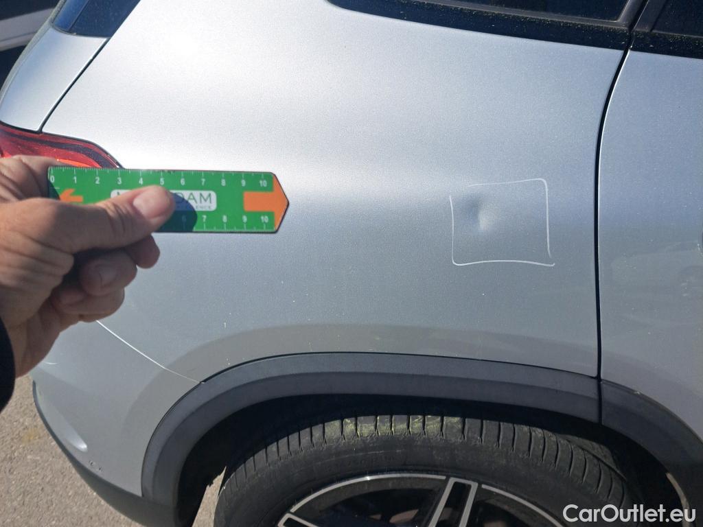  Mercedes  GLA MERCEDES-BENZ  / 2020 / 5P / todoterreno  200 D (AC) #11