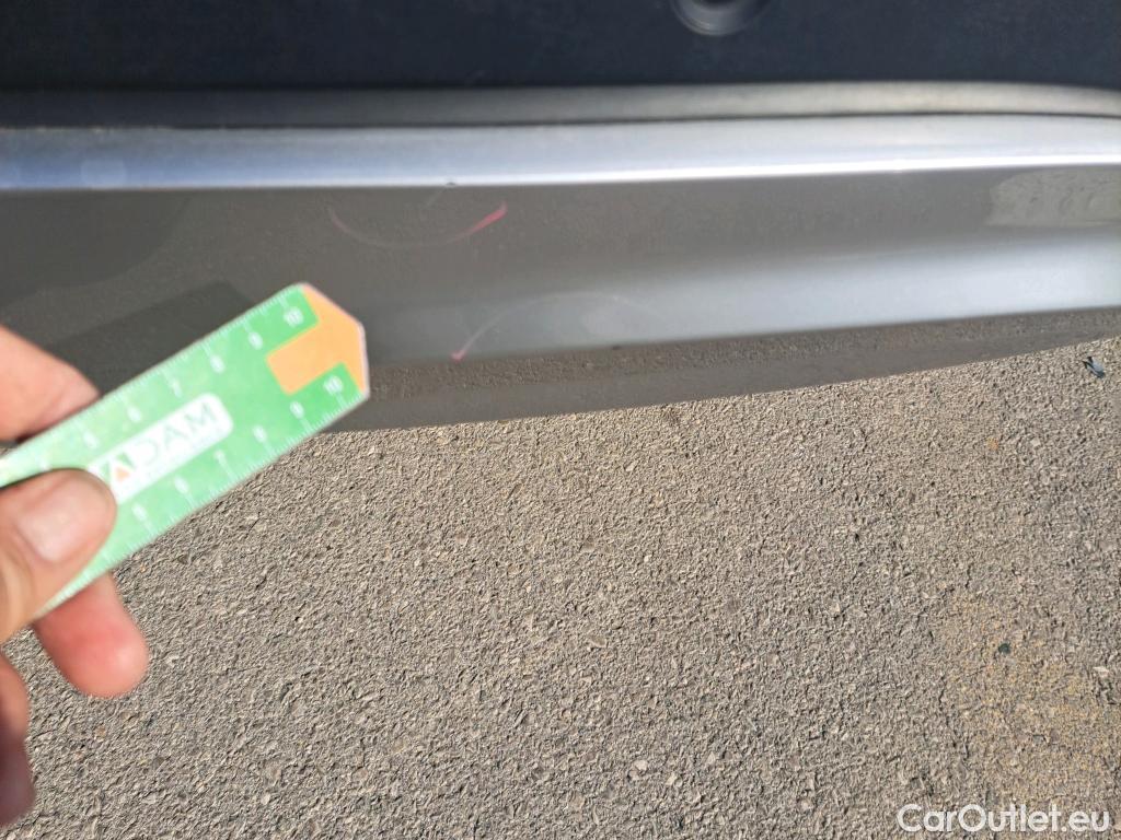  KIA  Sportage KIA  / 2022 / 5P / todoterreno 1.6 T-GDi HEV 171kW (230CV) Drive 4X2 #32