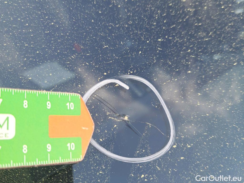  Mercedes  GLA MERCEDES-BENZ  / 2020 / 5P / todoterreno  200 D (AC) #2