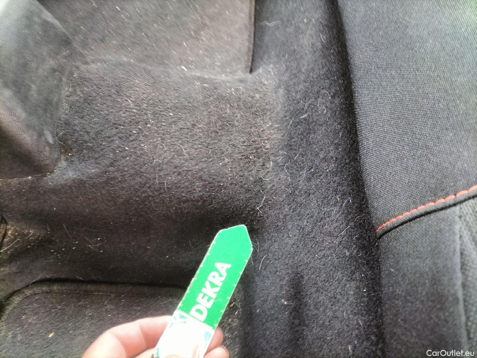  Peugeot  2008 PEUGEOT  / 2019 / 5P / todoterreno Active Puretech 100 S&S BVM6 #20