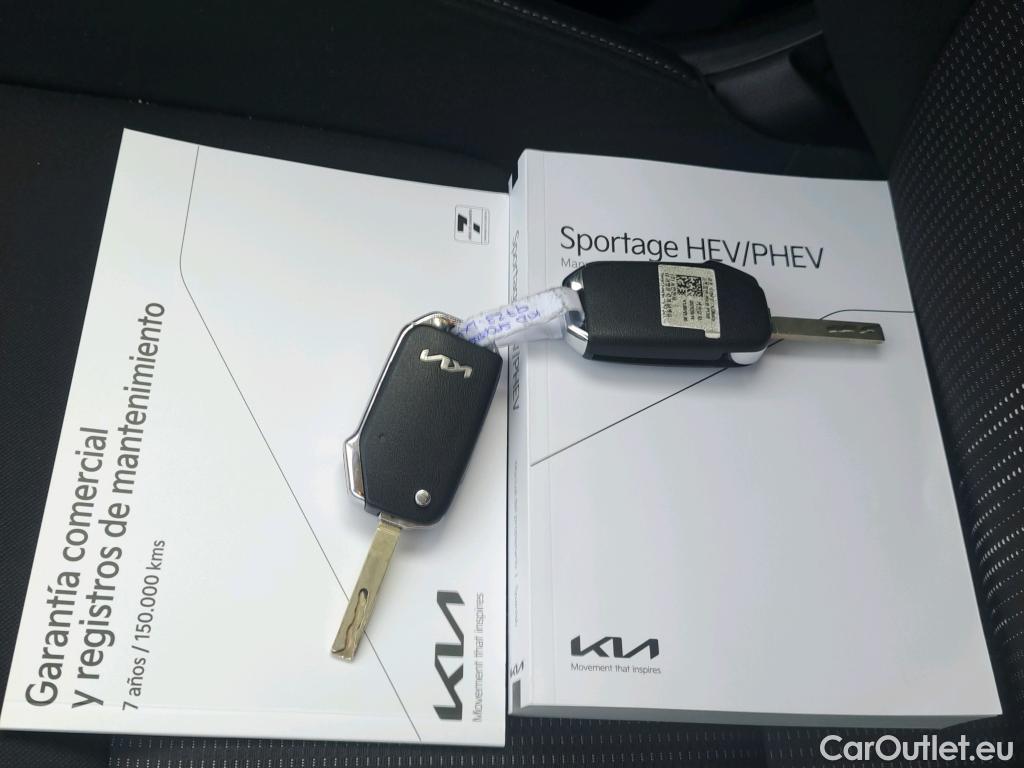  KIA  Sportage KIA  / 2022 / 5P / todoterreno 1.6 T-GDi HEV 171kW (230CV) Drive 4X2 #12