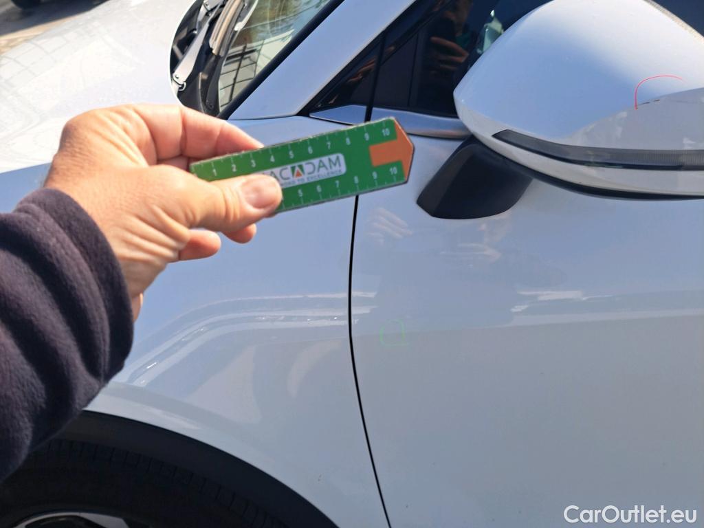  KIA  Sportage KIA  / 2022 / 5P / todoterreno 1.6 T-GDi HEV 171kW (230CV) Drive 4X2 #37