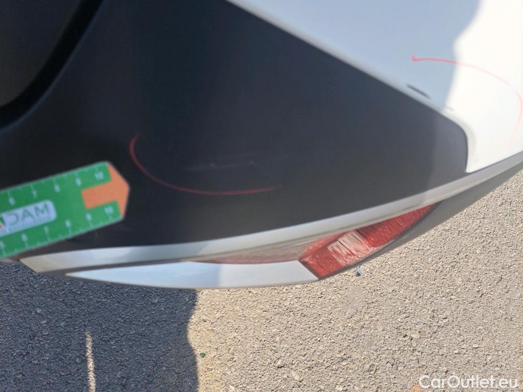  KIA  Sportage KIA  / 2022 / 5P / todoterreno 1.6 T-GDi HEV 171kW (230CV) Drive 4X2 #14