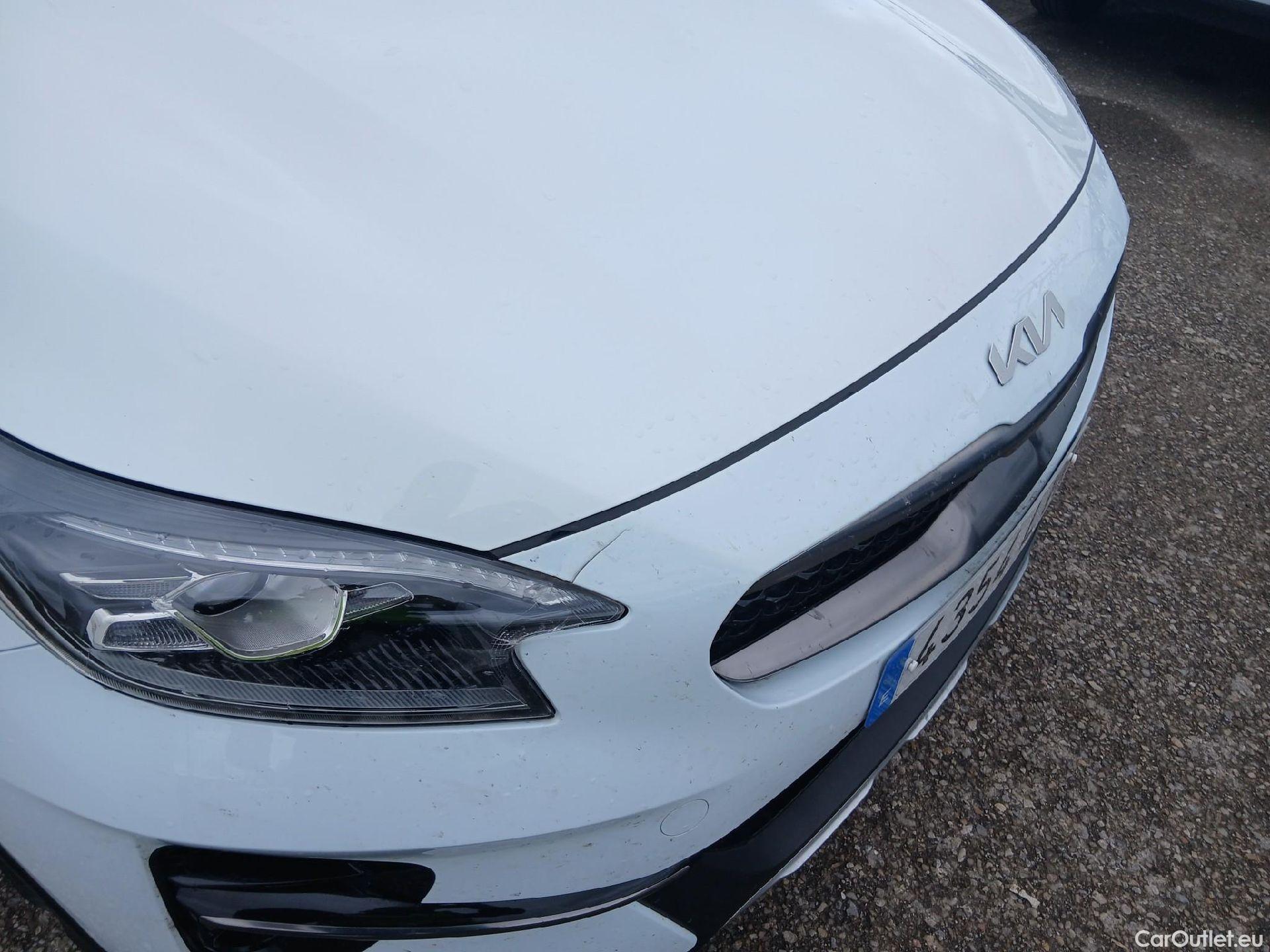  KIA  XCeed KIA  / 2019 / 5P / todoterreno 1.0 T-GDi Drive 88kW (120CV) #3