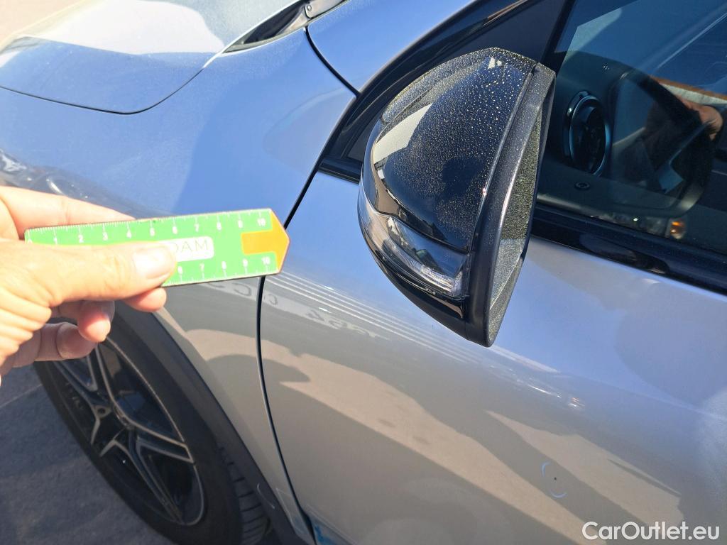  Mercedes  GLA MERCEDES-BENZ  / 2020 / 5P / todoterreno  200 D (AC) #26