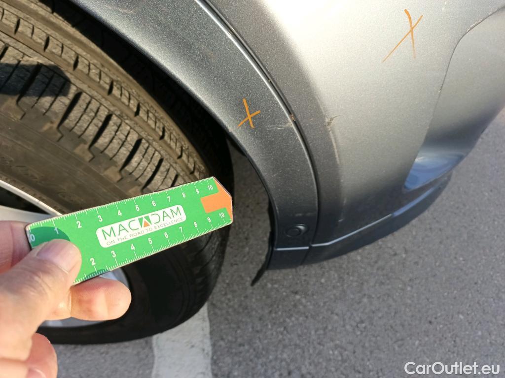  Land Rover  Discovery LAND ROVER  Sport / 2019 / 5P / todoterreno 1.5 I3 PHEV 309PS AWD Aut R-Dynamic Base #25