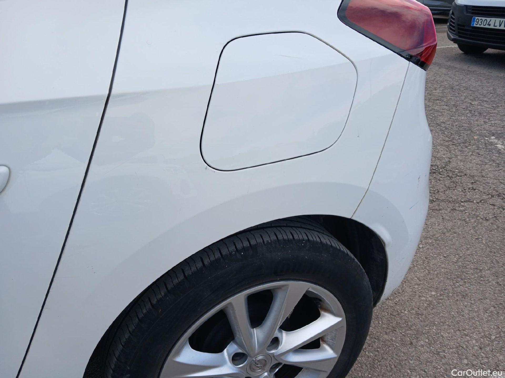  Opel  Corsa OPEL  / 2019 / 5P / berlina con portón 1.2 XEL 55kW (75CV) Edition #13