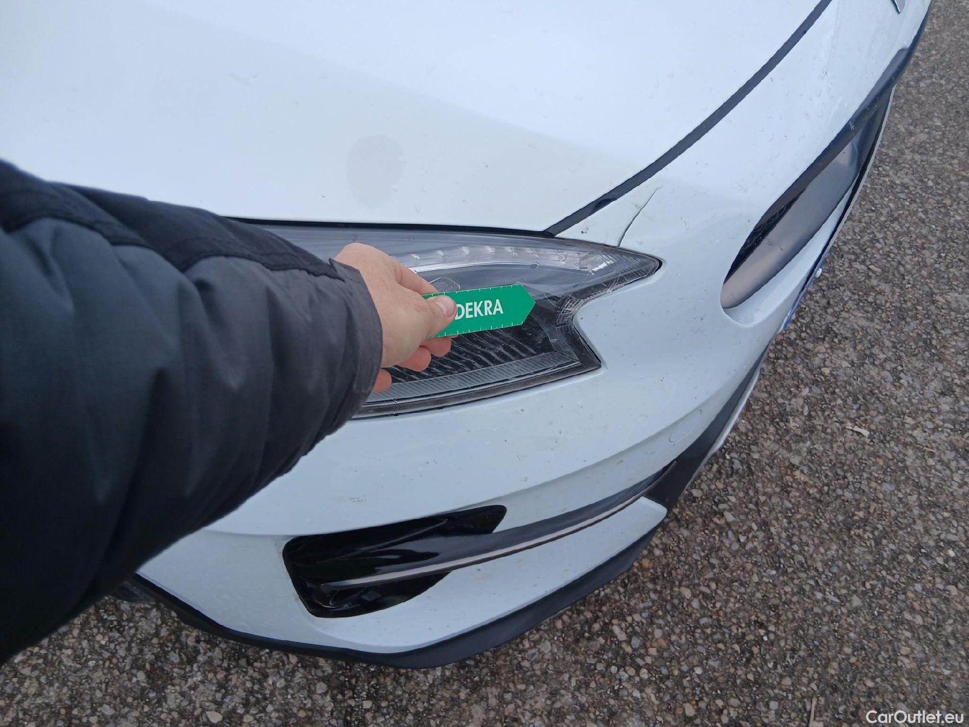  KIA  XCeed KIA  / 2019 / 5P / todoterreno 1.0 T-GDi Drive 88kW (120CV) #2