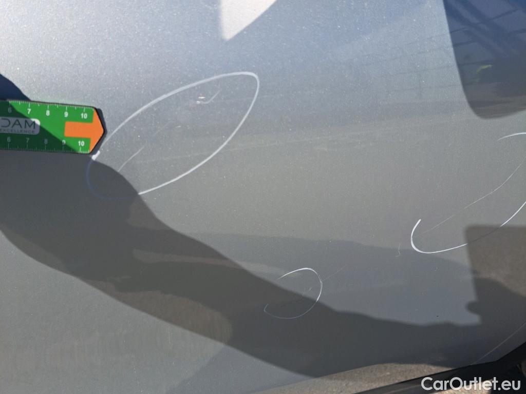  Mercedes  GLA MERCEDES-BENZ  / 2020 / 5P / todoterreno  200 D (AC) #18