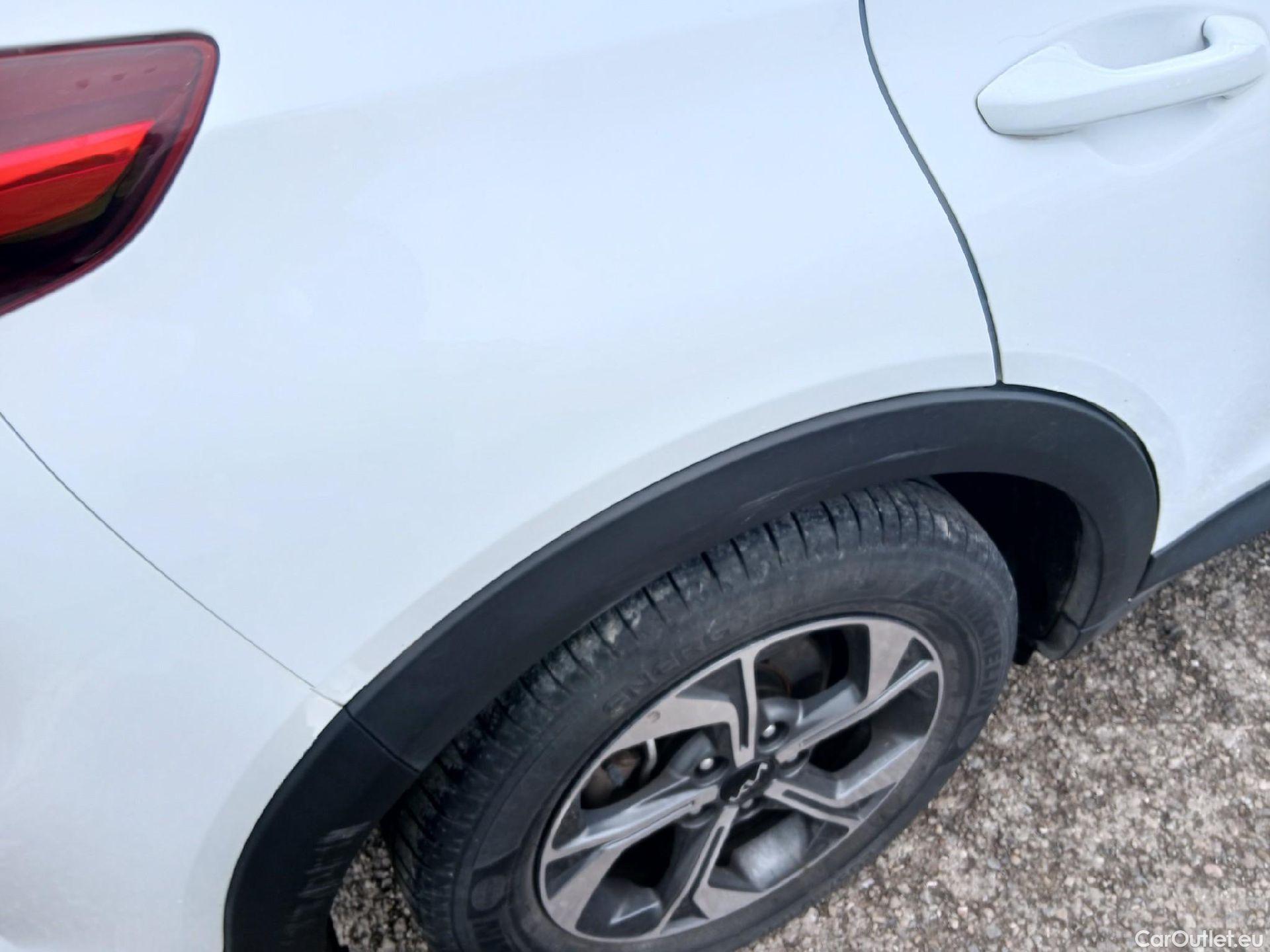  KIA  XCeed KIA  / 2019 / 5P / todoterreno 1.0 T-GDi Drive 88kW (120CV) #14