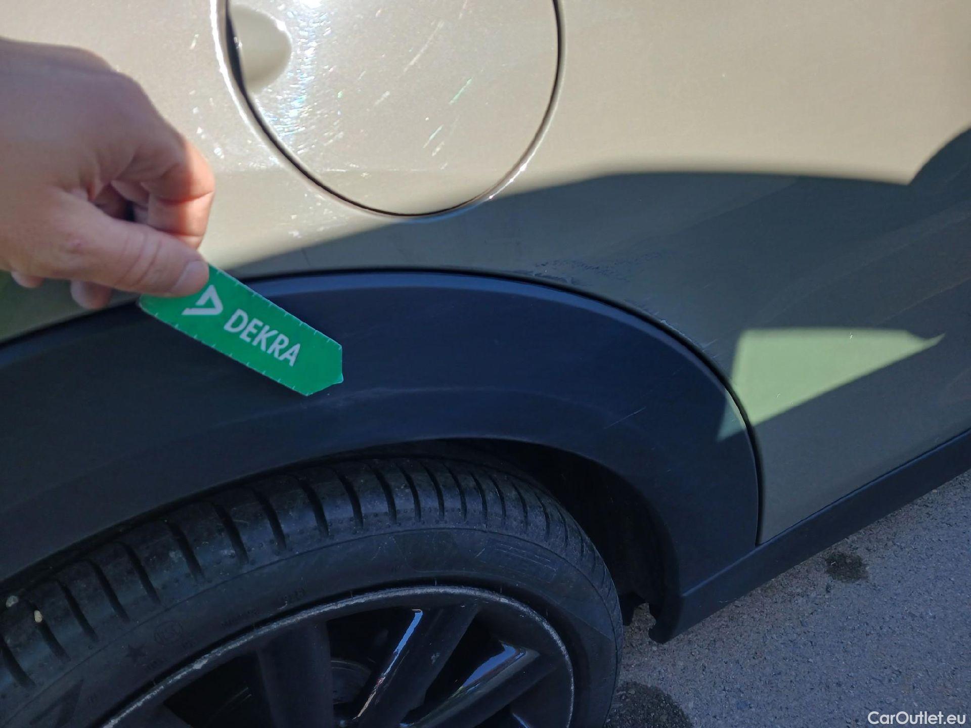  Mini  Cooper MINI MINI / 2014 / 3P / berlina con portón  #37