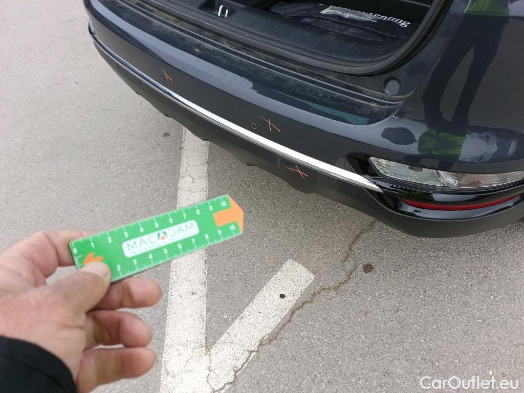  KIA  Sportage KIA  1.6MHEV Drive 100kW(136CV) 4x2(Crist Tintados) #9