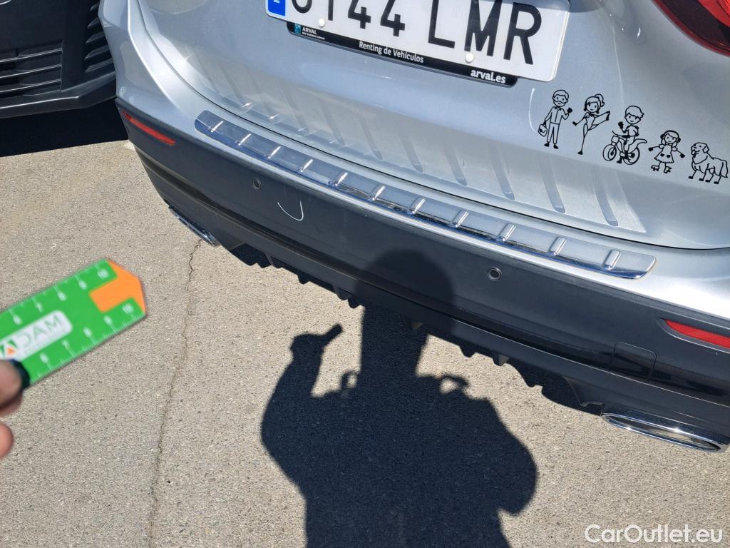  Mercedes  GLA MERCEDES-BENZ  / 2020 / 5P / todoterreno  200 D (AC) #30