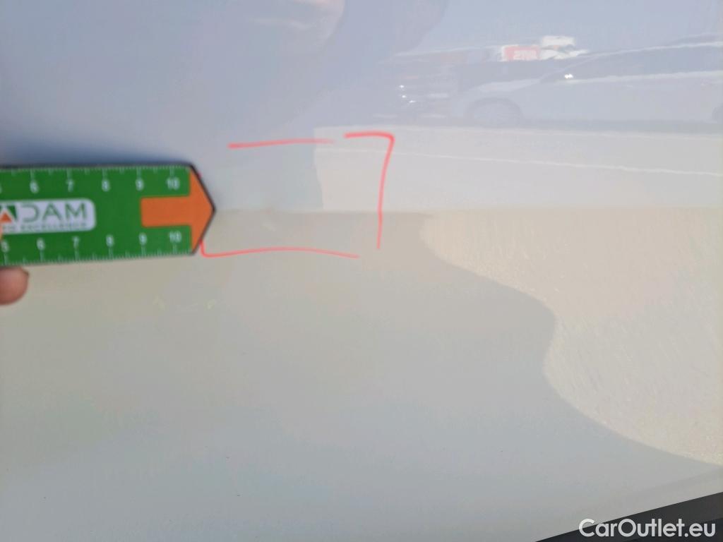  KIA  Sportage KIA  / 2022 / 5P / todoterreno 1.6 T-GDi HEV 171kW (230CV) Drive 4X2 #2