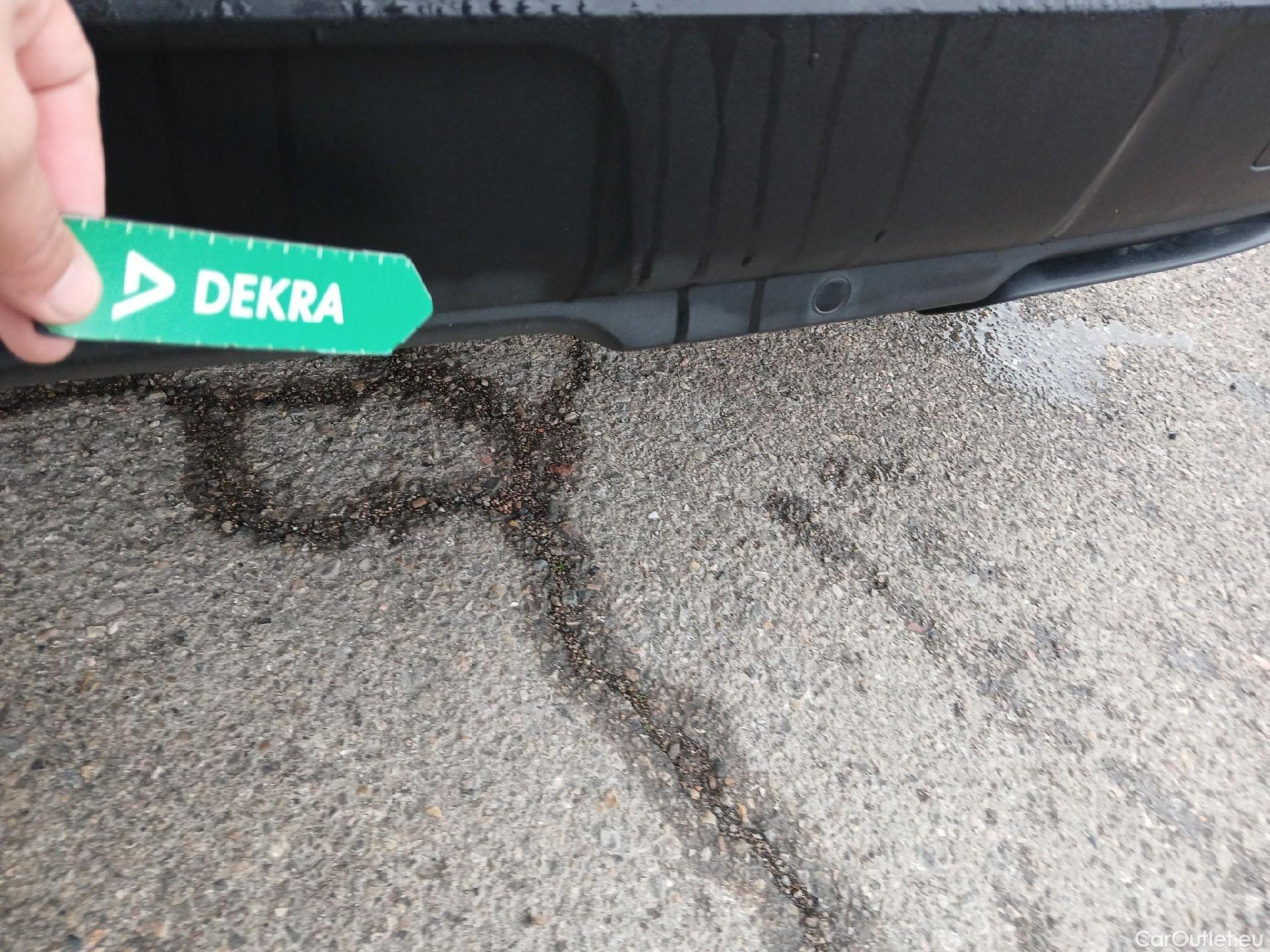  Peugeot  3008 PEUGEOT  / 2020 / 5P / todoterreno 1.2 PureTech 96KW S&S Allure EAT8 #11