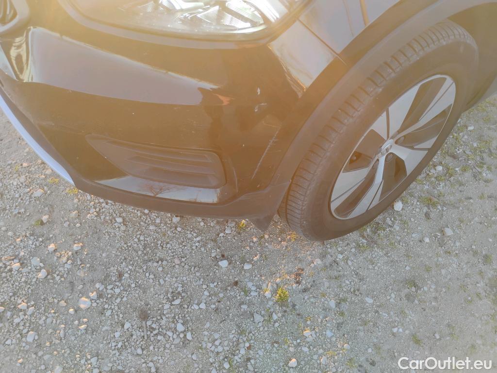  Volvo  XC 40 VOLVO XC40 / 2017 / 5P / todoterreno 1.5 T4 Twin Recharge Inscription Ex Auto #1