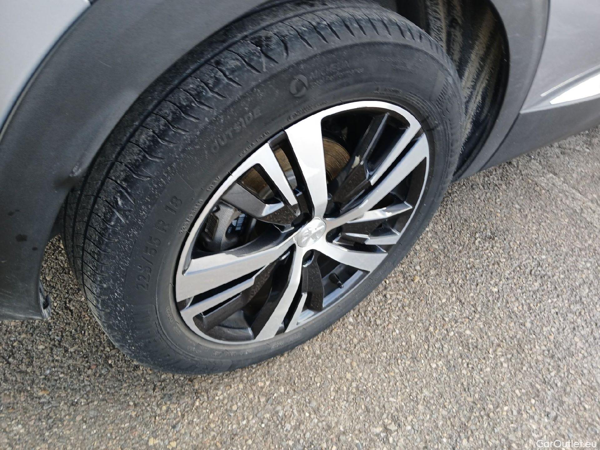  Peugeot  3008 PEUGEOT  Hybrid / 2016 / 5P / todoterreno 225 e-EAT8 Allure #36