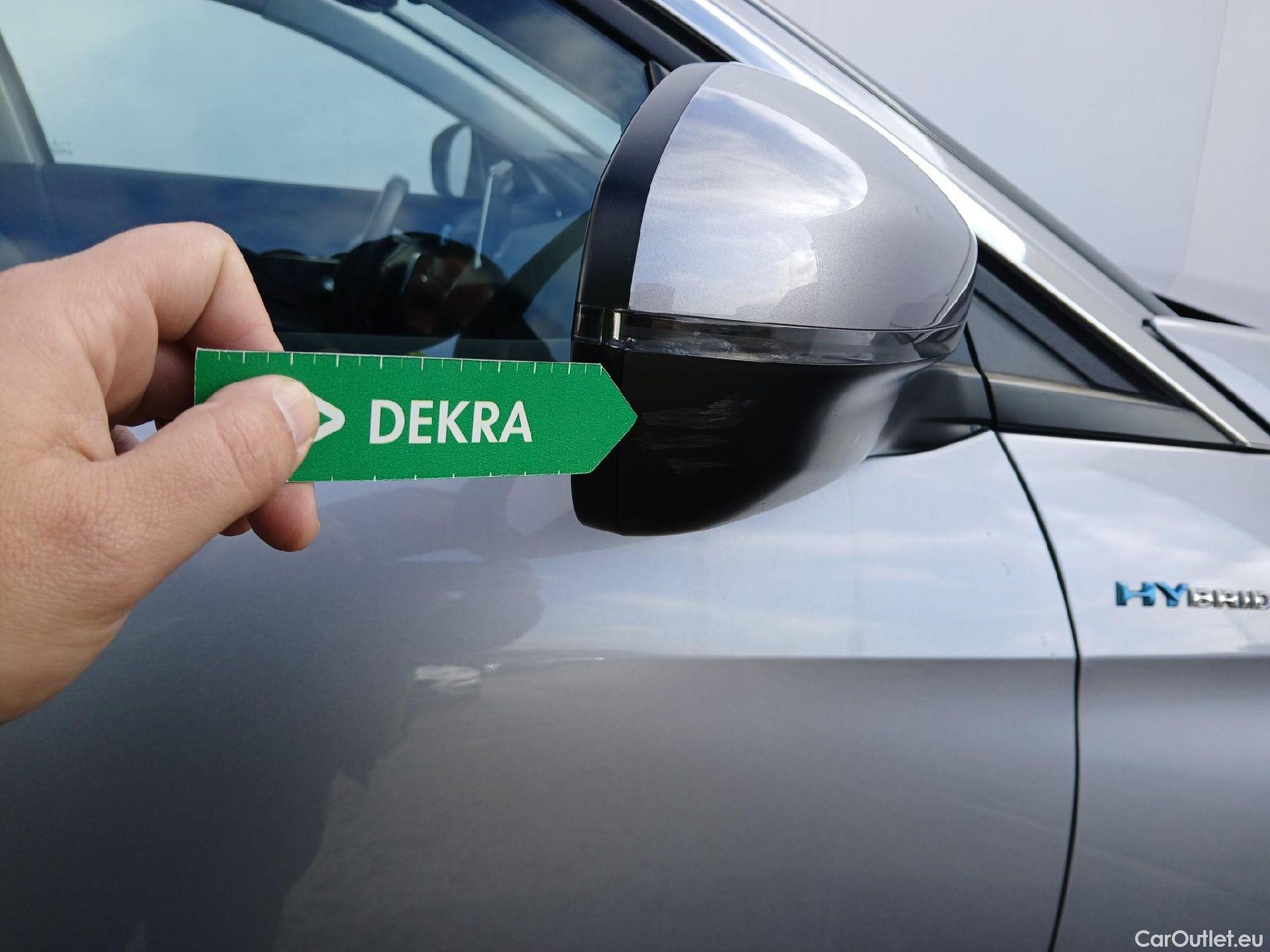  Peugeot  3008 PEUGEOT  Hybrid / 2016 / 5P / todoterreno 225 e-EAT8 Allure #44