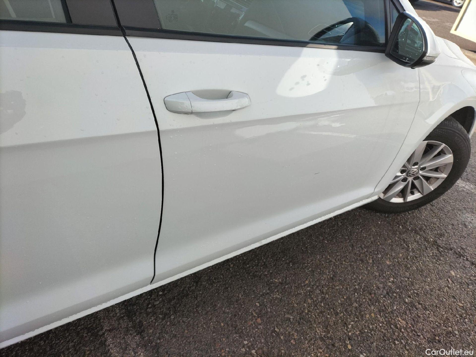  Volkswagen  Golf  VOLKSWAGEN / 2016 / 5P / berlina con portón Ready2Go 1.0 TSI 85kW (115CV) #20