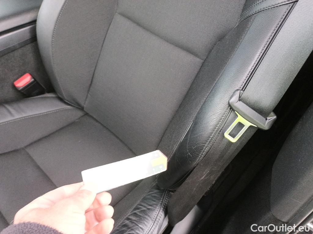  Volvo  XC60 VOLVO  / 2017 / 5P / todoterreno 2.0 B4 D4 AWD Business Plus Auto #1