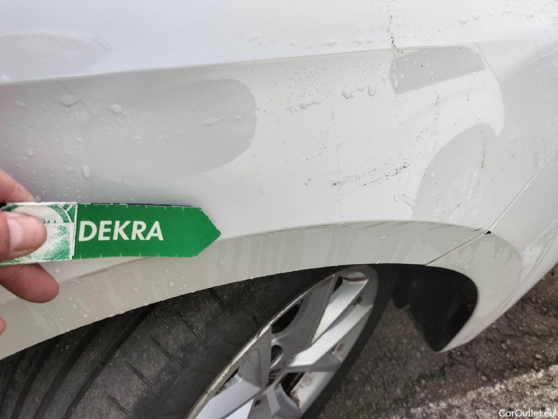  Land Rover  Discovery SEAT Nuevo León / 2020 / 5P / berlina con portón 2.0 TDI 85kW (115CV) STYLE GONavi (AC) #58