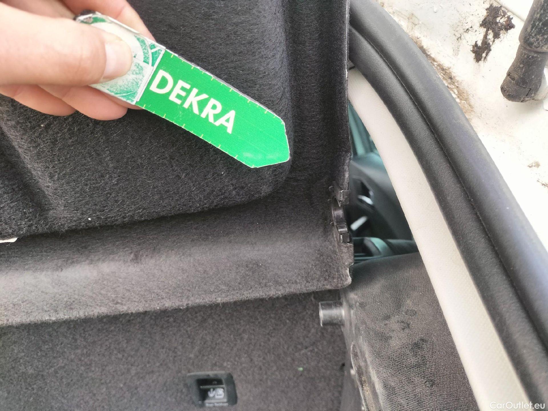  Land Rover  Discovery SEAT Nuevo León / 2020 / 5P / berlina con portón 2.0 TDI 85kW (115CV) STYLE GONavi (AC) #41