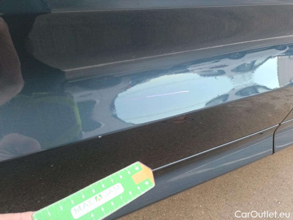  Volvo  XC60 VOLVO  / 2017 / 5P / todoterreno 2.0 B4 D4 AWD Business Plus Auto #14