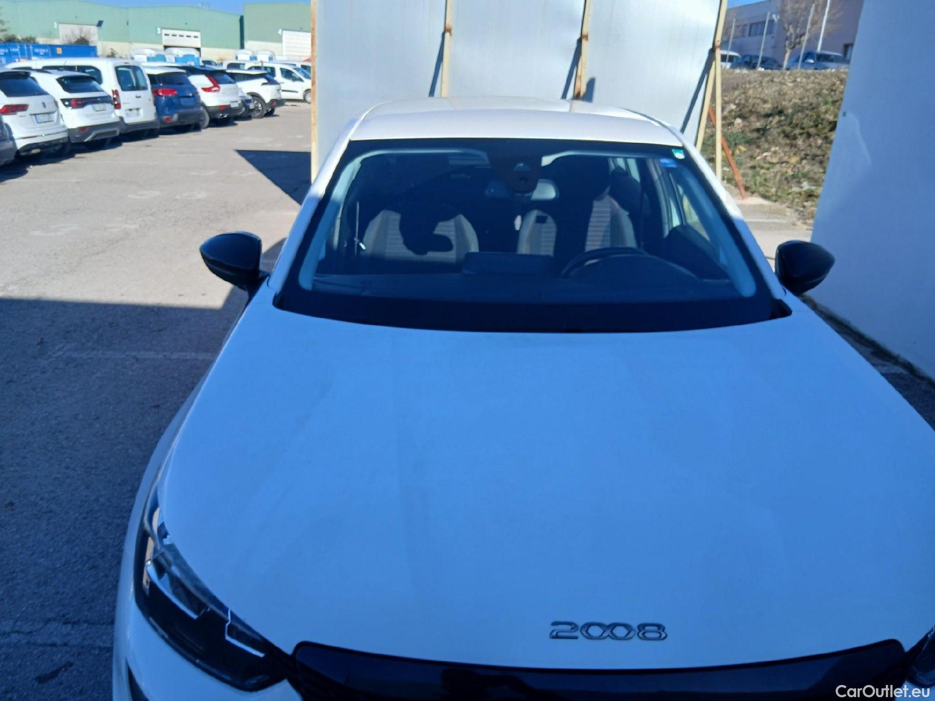  Peugeot  2008  Active Pack 1.2 PureTech 130CV MT6 E6d #1