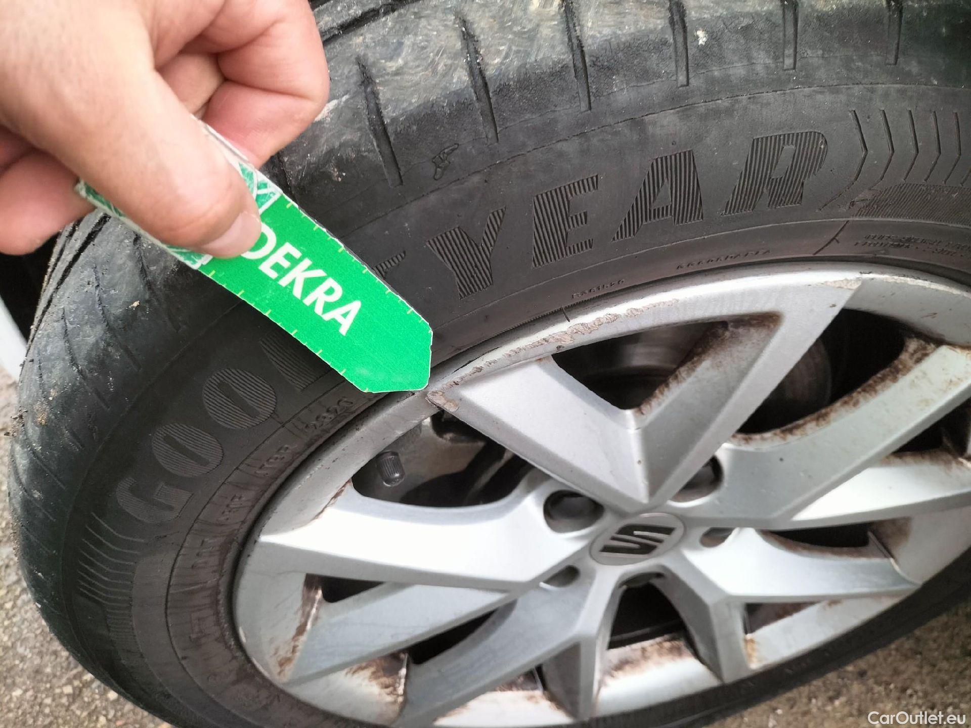  Land Rover  Discovery SEAT Nuevo León / 2020 / 5P / berlina con portón 2.0 TDI 85kW (115CV) STYLE GONavi (AC) #20