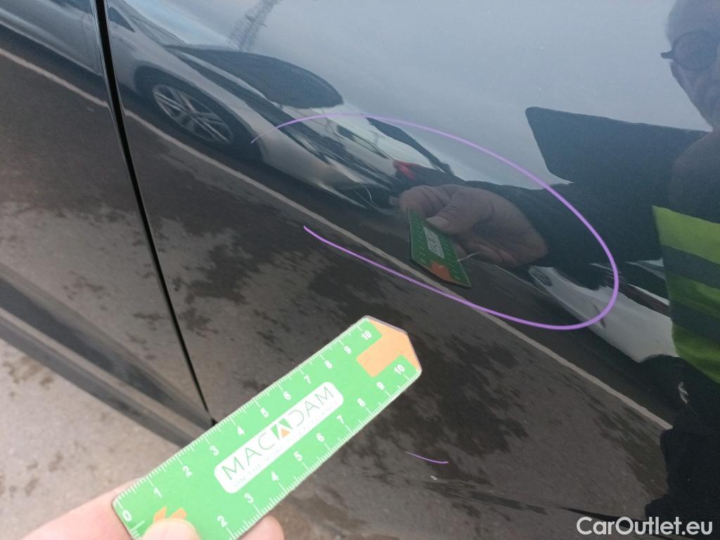  Volvo  XC60 VOLVO  / 2017 / 5P / todoterreno 2.0 B4 D4 AWD Business Plus Auto #6