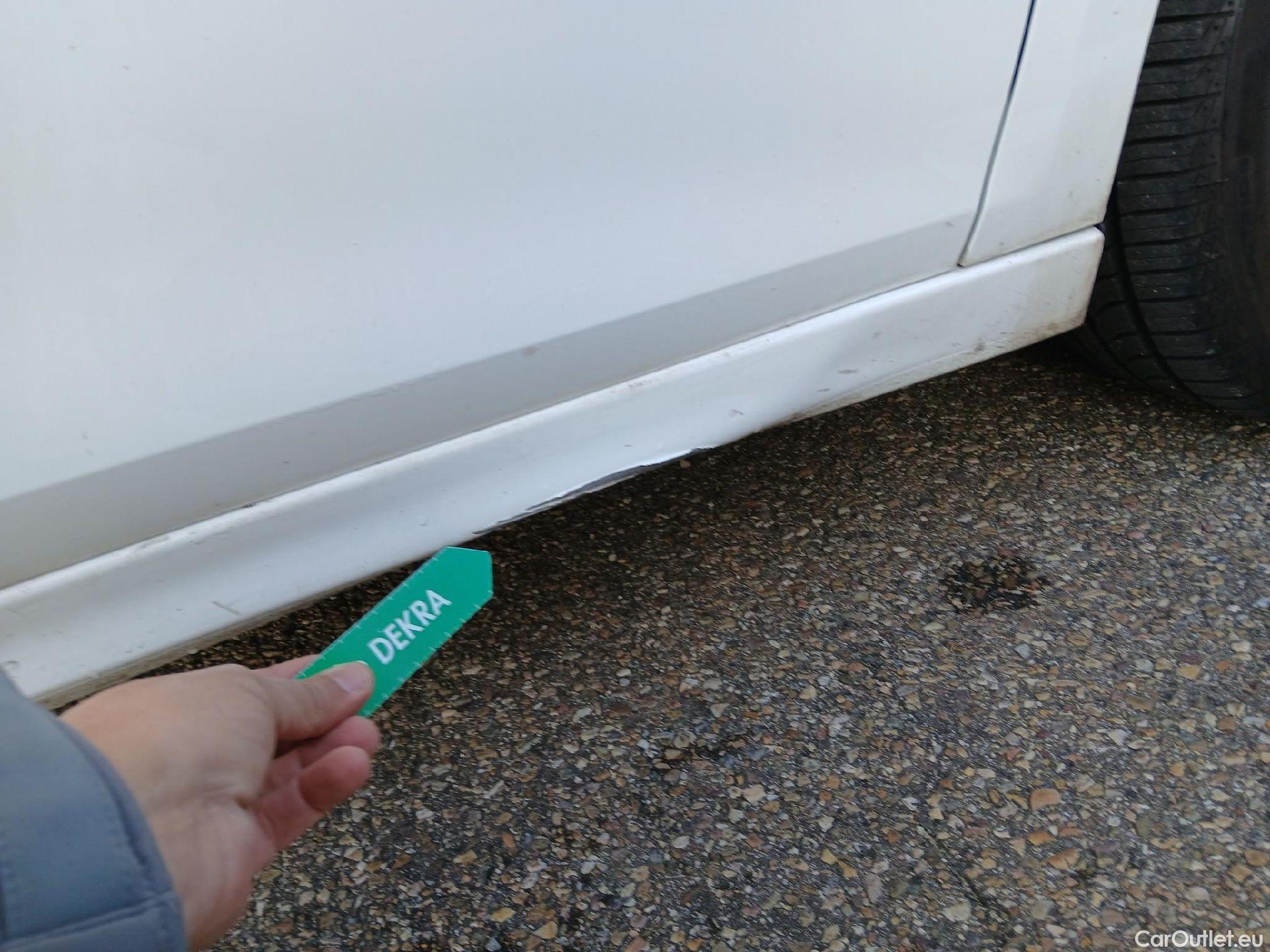  Opel  Corsa OPEL  1.2T XHL 74kW (100CV) Elegance #16