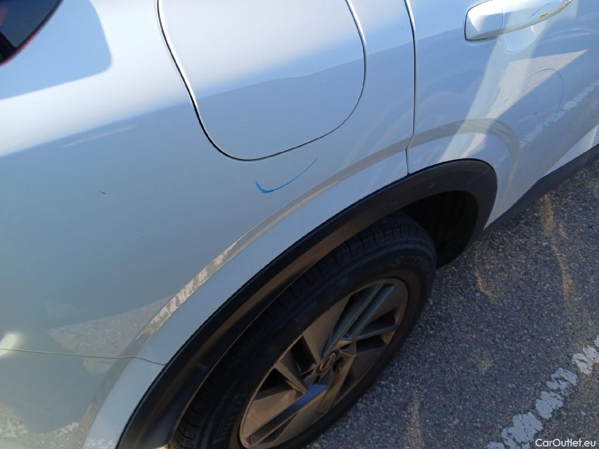  Nissan  Qashqai NISSAN  / 2021 / 5P / todoterreno DIG-T 103kW (140CV) mHEV 4x2 Acenta #26