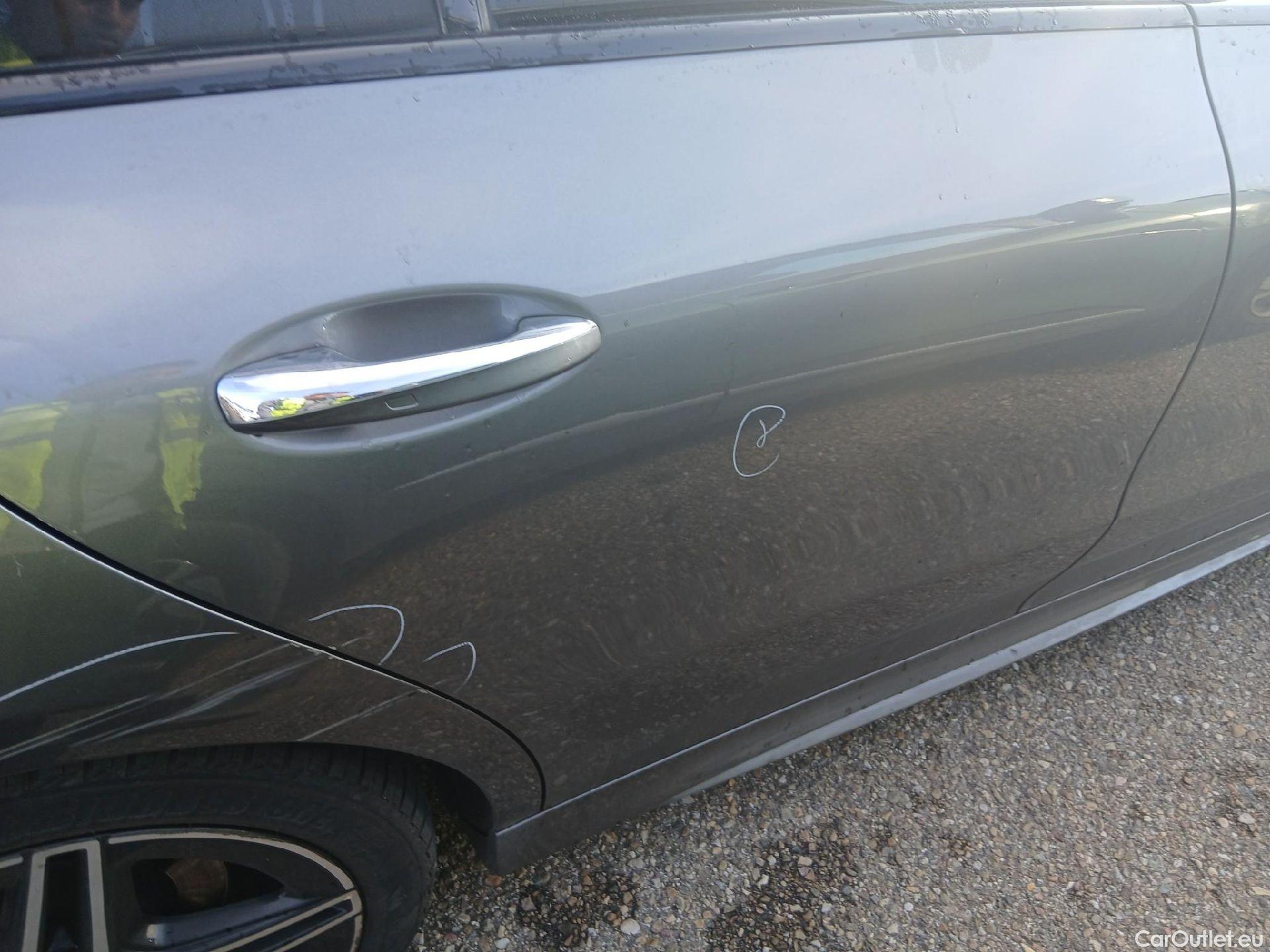  Mercedes  CLA-Klasse MERCEDES-BENZ CLA / 2019 / 5P / familiar CLA 220 D DCT Shooting Brake #18