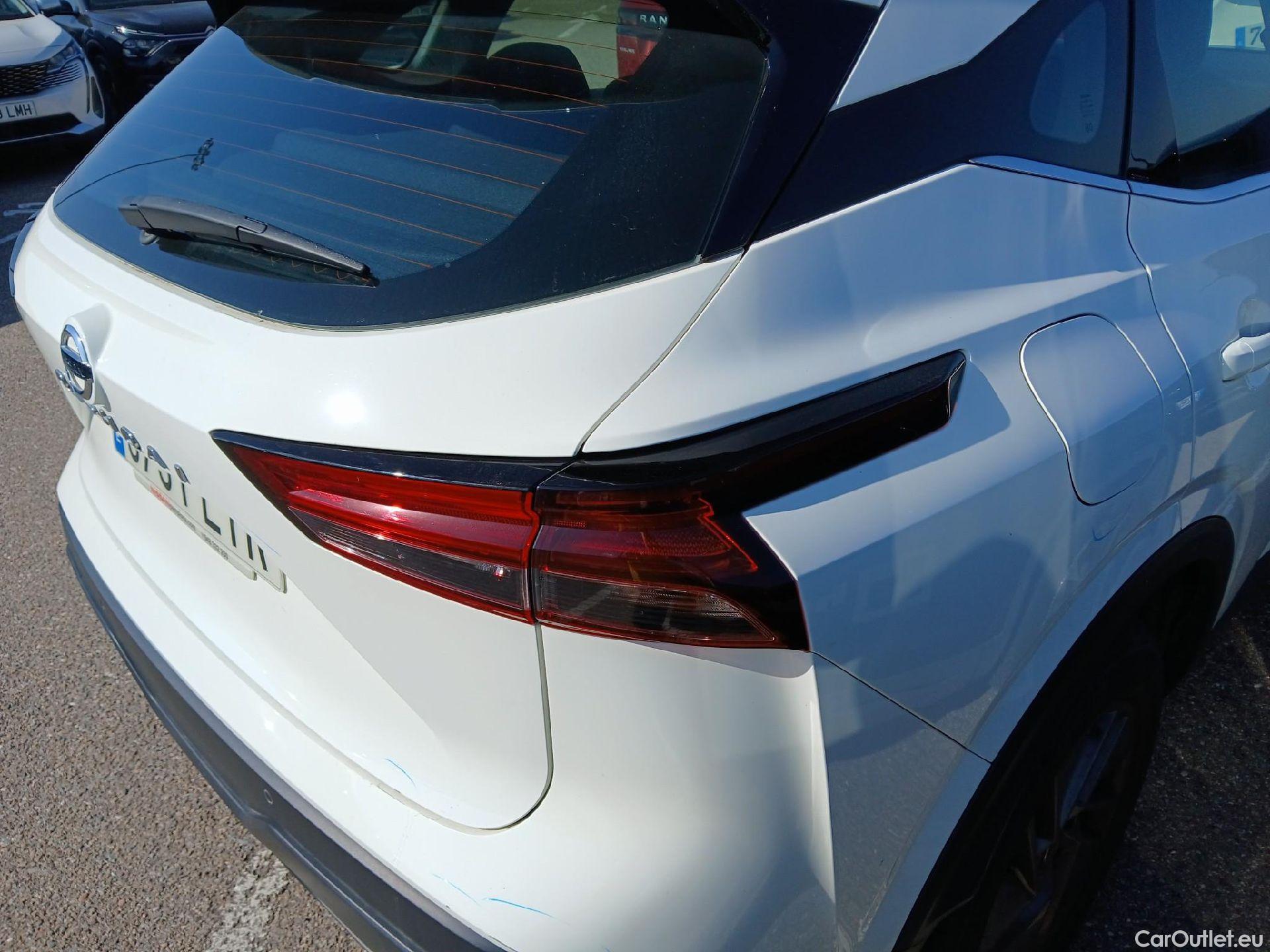  Nissan  Qashqai NISSAN  / 2021 / 5P / todoterreno DIG-T 103kW (140CV) mHEV 4x2 Acenta #19