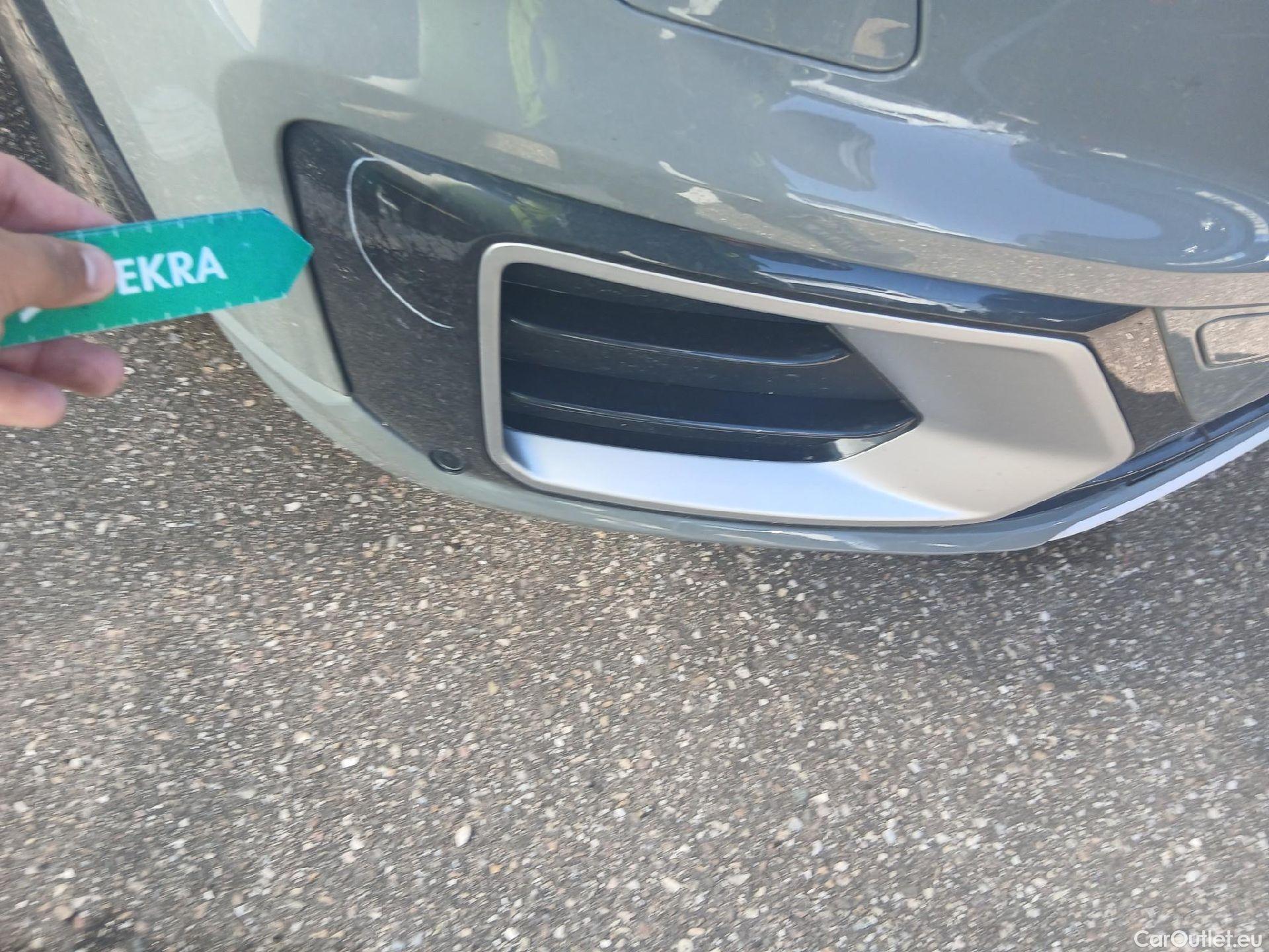  Audi  Q2 AUDI  / 2016 / 5P / todoterreno Design 30 TFSI 85kW (116CV) #6