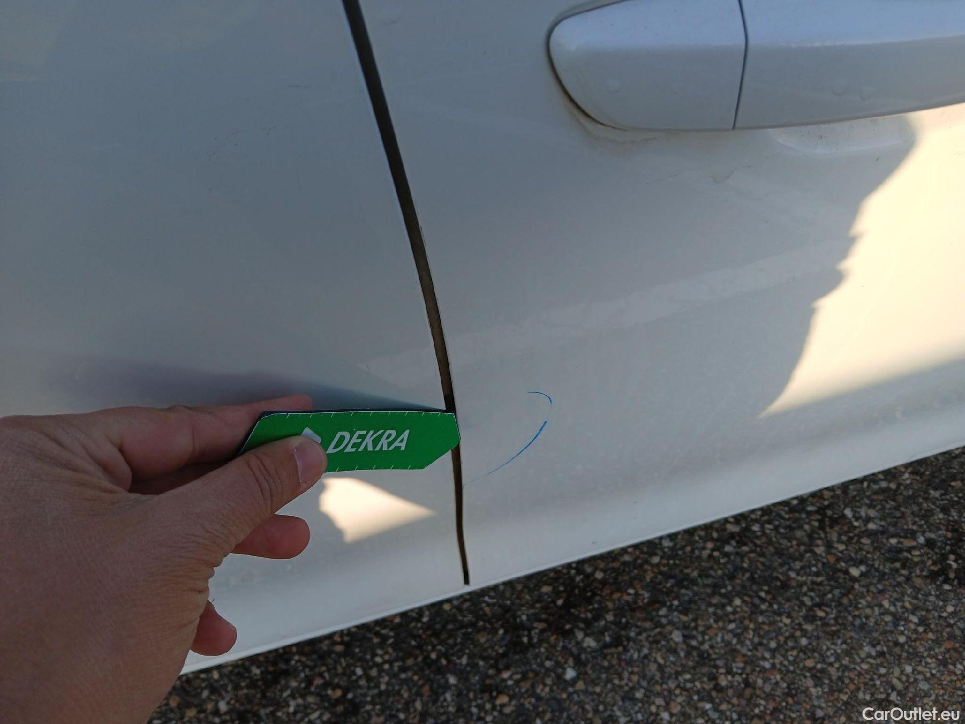  Opel  Corsa OPEL  1.2T XHL 74kW (100CV) Elegance #14