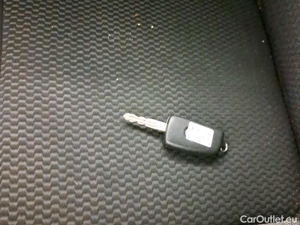  Nissan  Qashqai NISSAN  / 2017 / 5P / todoterreno dCi 85 kW (115 CV) ACENTA #2