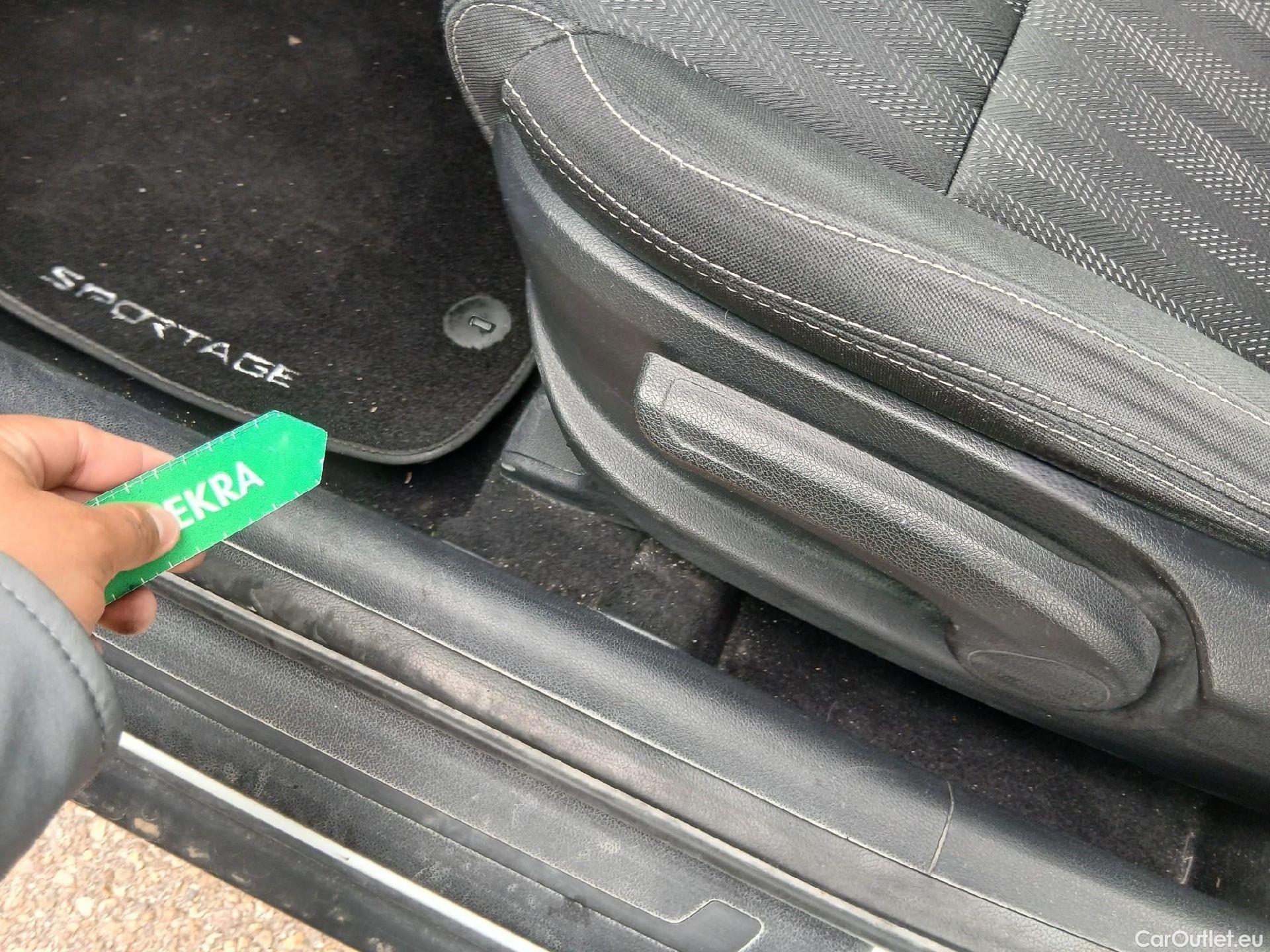  KIA  Sportage KIA  / 2018 / 5P / todoterreno 1.6 MHEV Business 100kW (136CV) 4x4 #2