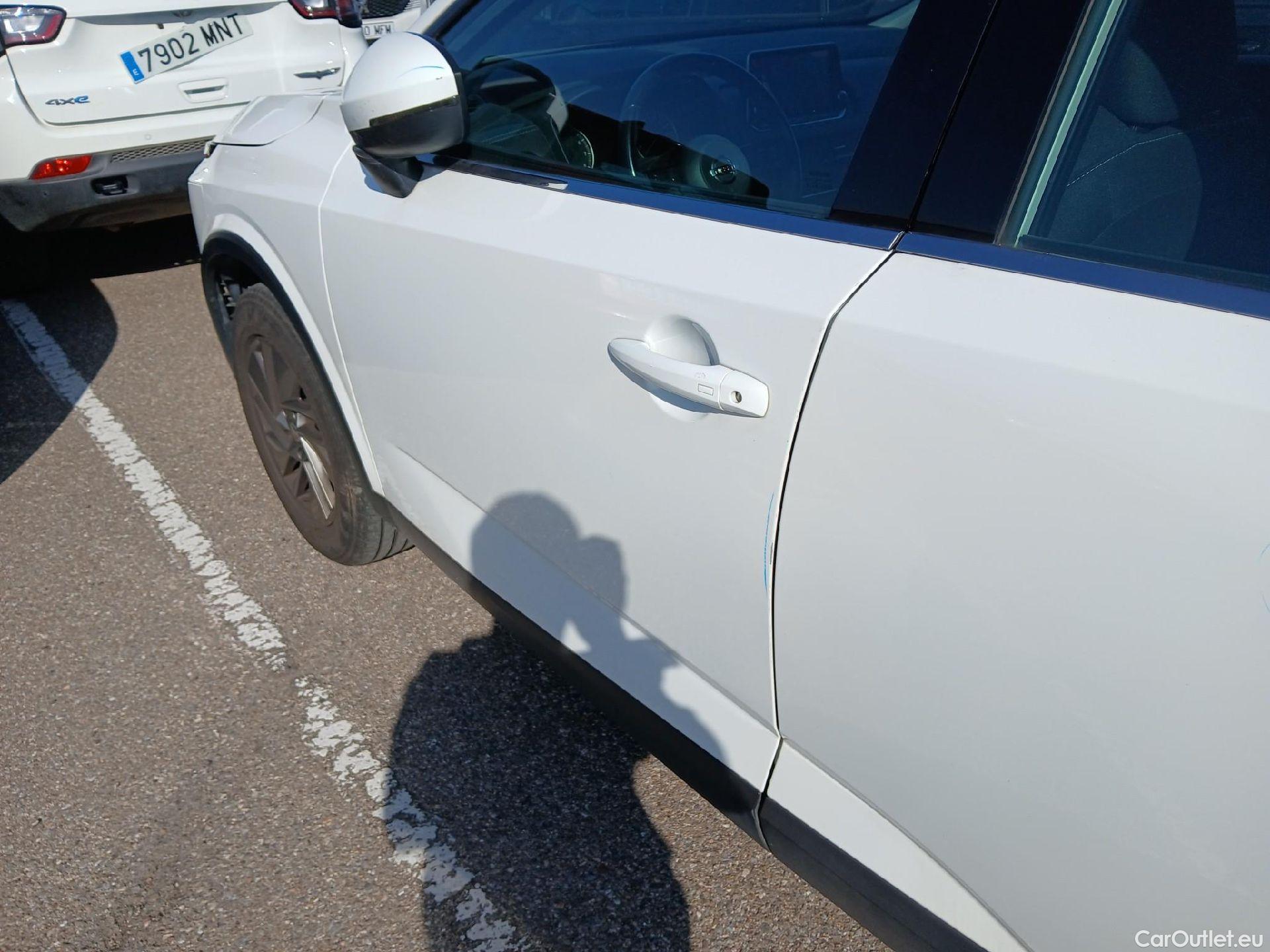  Nissan  Qashqai NISSAN  / 2021 / 5P / todoterreno DIG-T 103kW (140CV) mHEV 4x2 Acenta #11