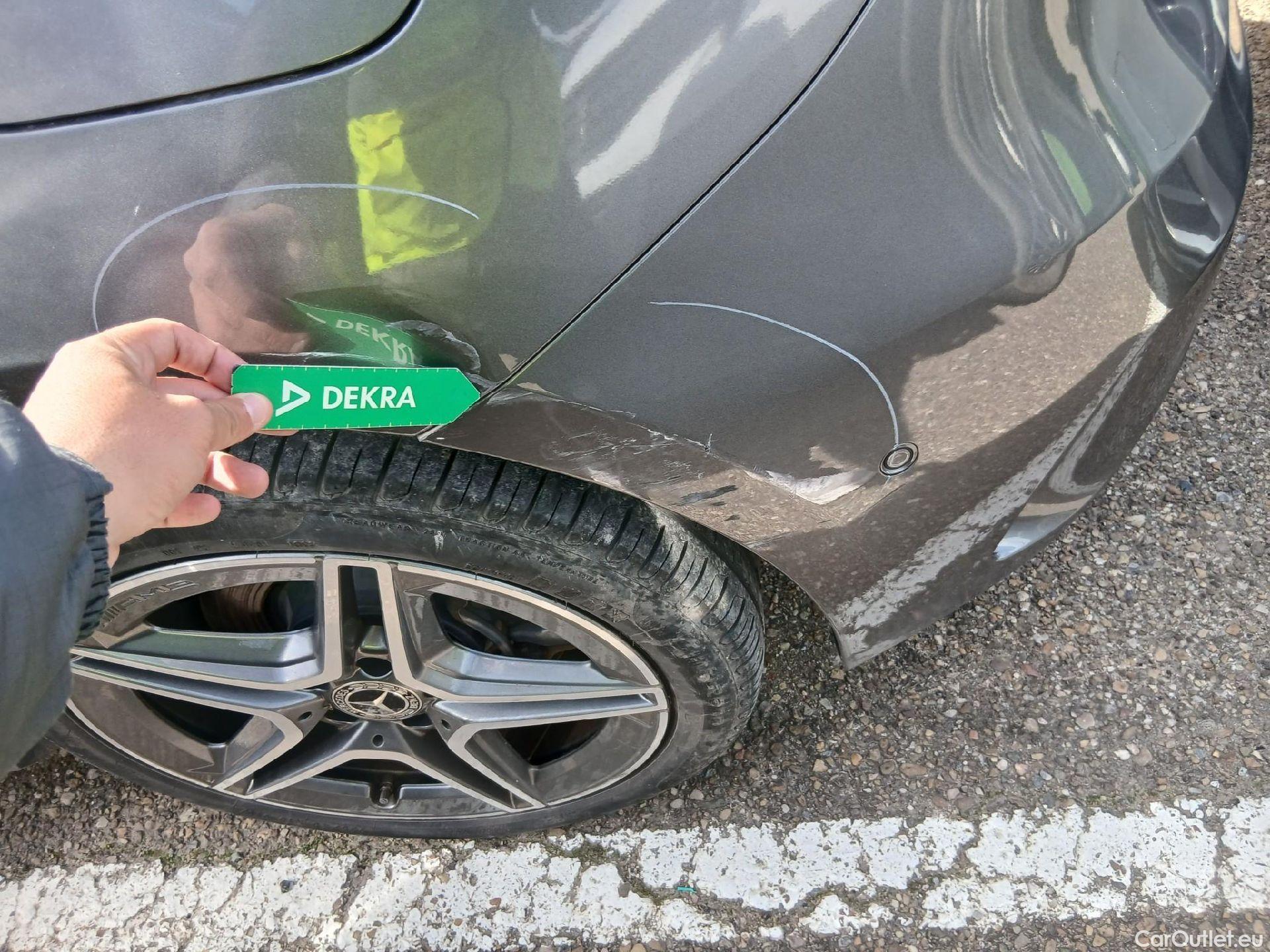  Mercedes  A-Klasse MERCEDES-BENZ Clase A / 2022 / 5P / berlina con portón A 250 e #15