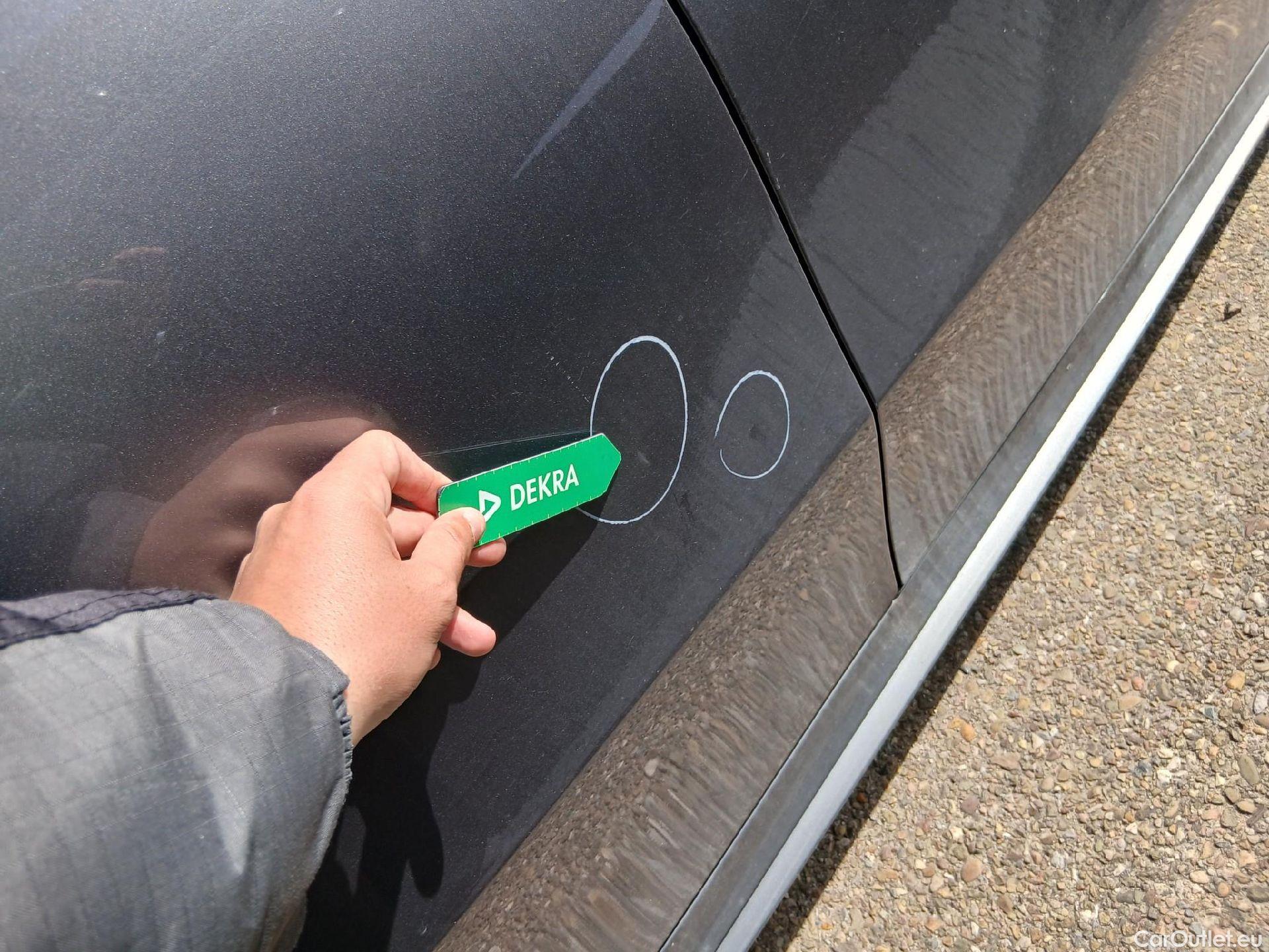  Mercedes  A-Klasse MERCEDES-BENZ Clase A / 2022 / 5P / berlina con portón A 250 e #17