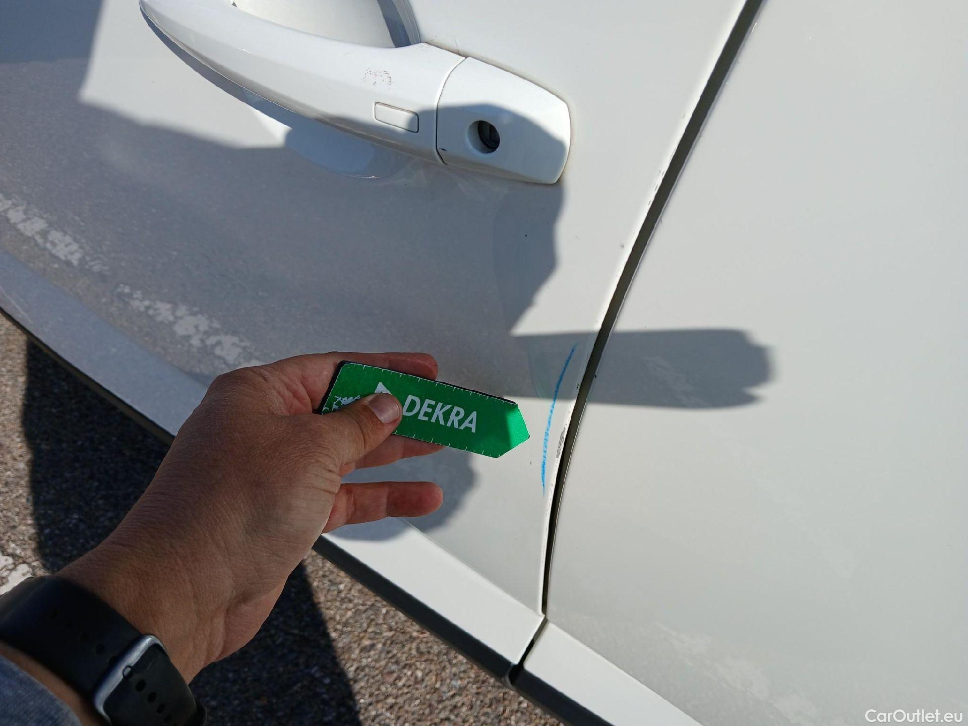  Nissan  Qashqai NISSAN  / 2021 / 5P / todoterreno DIG-T 103kW (140CV) mHEV 4x2 Acenta #12