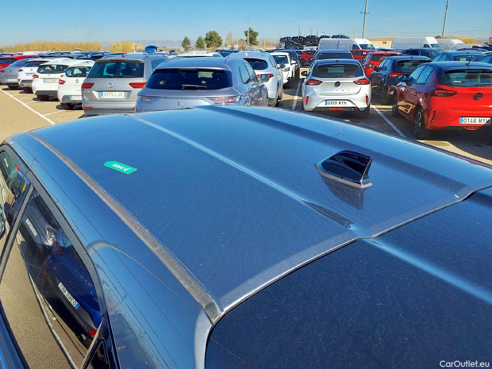  Nissan  Juke NISSAN  / 2019 / 5P / crossover DIG-T 84 kW (114 CV) DCT 7 V N-Connecta (AC2) #20