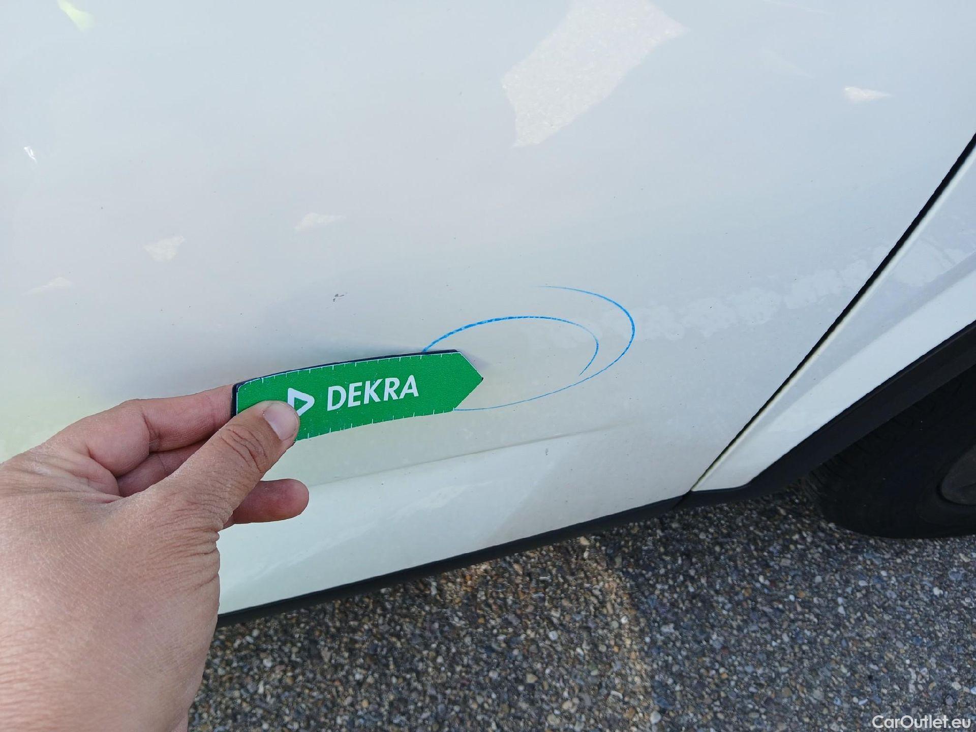  Nissan  Qashqai NISSAN  / 2021 / 5P / todoterreno DIG-T 103kW (140CV) mHEV 4x2 Acenta #27