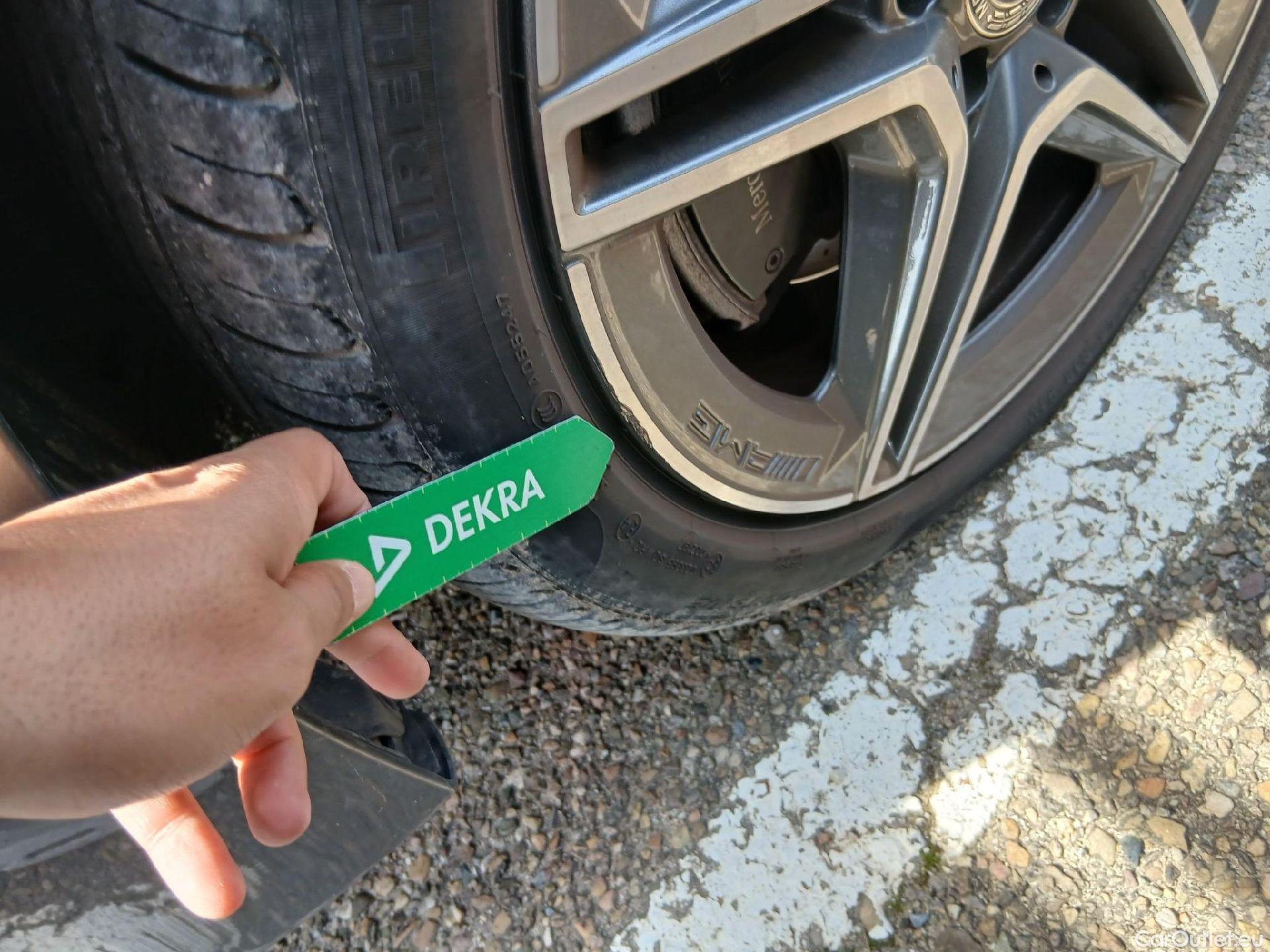  Mercedes  A-Klasse MERCEDES-BENZ Clase A / 2022 / 5P / berlina con portón A 250 e #7