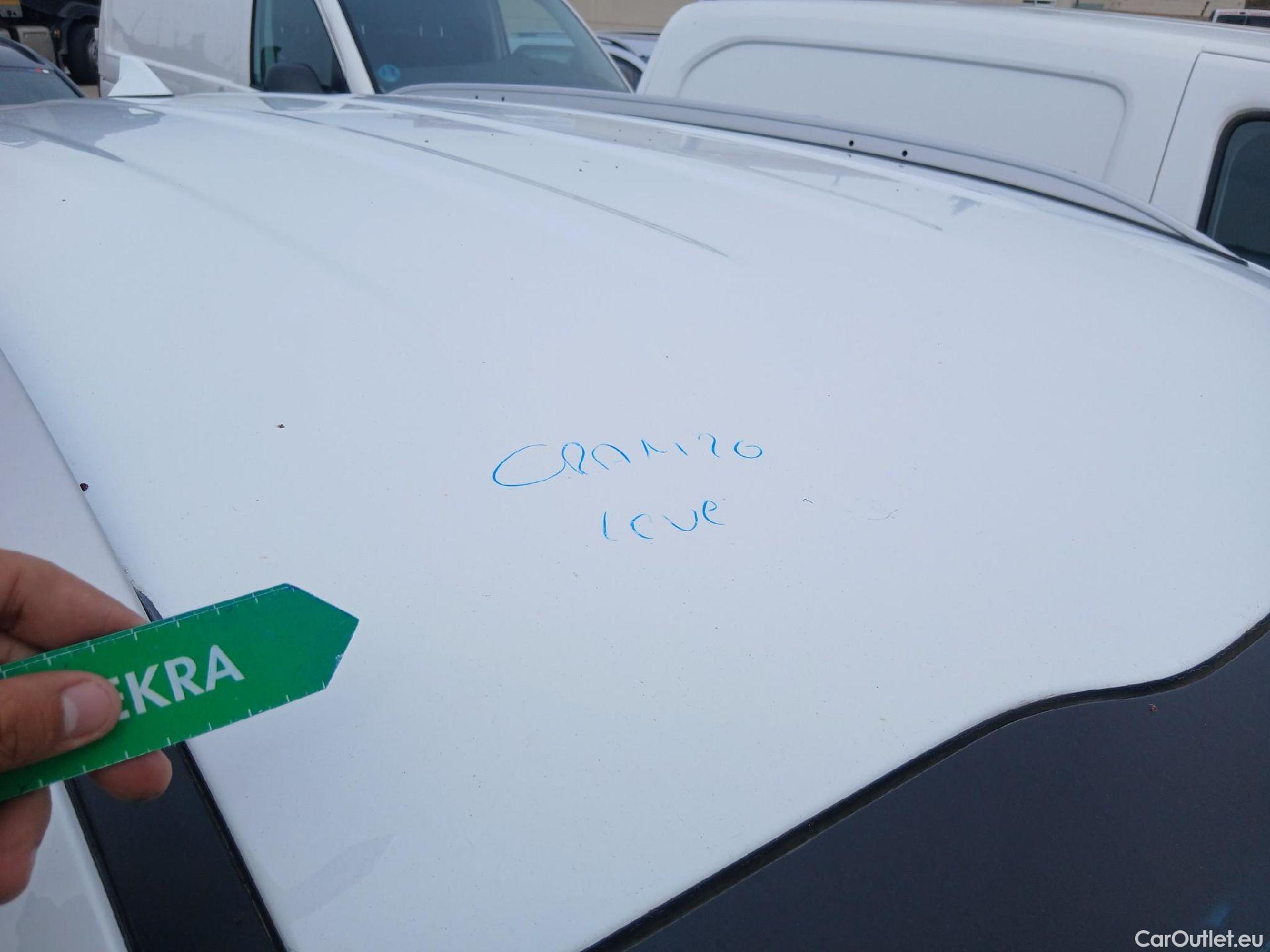  KIA  Sportage KIA  / 2018 / 5P / todoterreno 1.6 MHEV Business 100kW (136CV) 4x4 #17