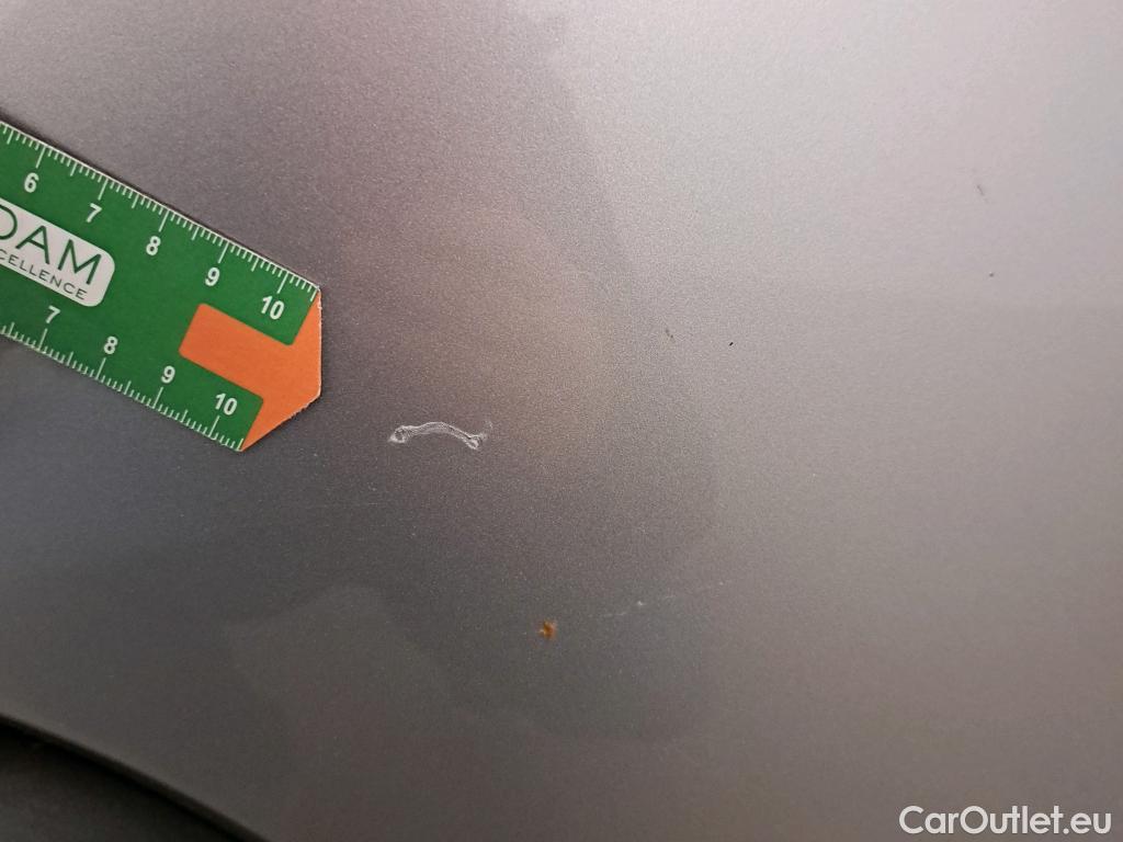  Toyota  Yaris TOYOTA  / 2020 / 5P / berlina con portón 1.5 120H Active Tech #21